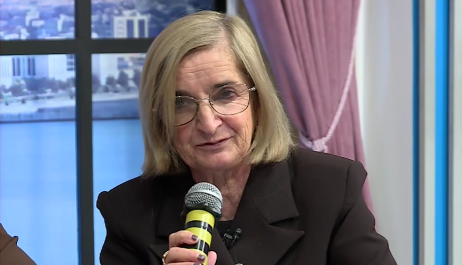 Aytəkin Alxaslıdan efirdə duyğulu ANLAR – VİDEO Aytəkin Alxaslıdan efirdə duyğulu ANLAR – VİDEO