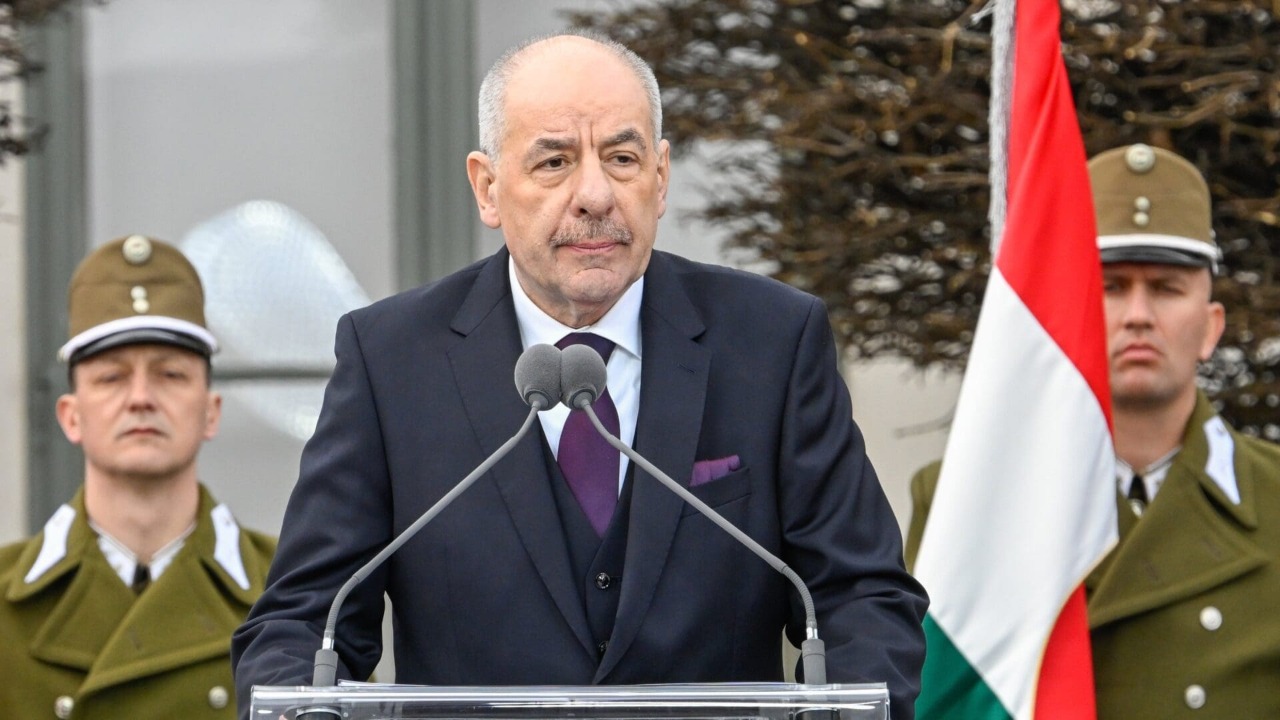 Macarıstan Prezidenti Madyara yeni hökuməti formalaşdırmağı tapşırdı Macarıstan Prezidenti Madyara yeni hökuməti formalaşdırmağı tapşırdı