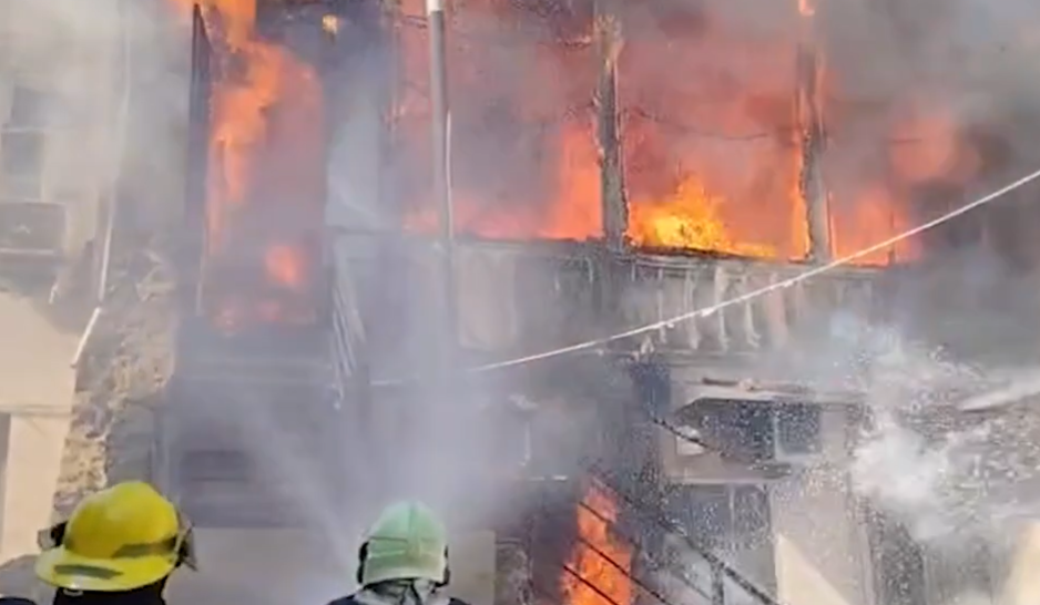 Bakının mərkəzindəki yanğın söndürüldü &ndash; ANBAAN VİDEO