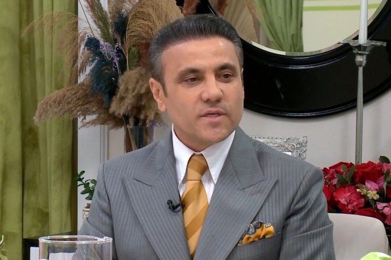 Sahib İbrahimov: “Hər kəsin pünhan bir sevgisi olur" Sahib İbrahimov: “Hər kəsin pünhan bir sevgisi olur"