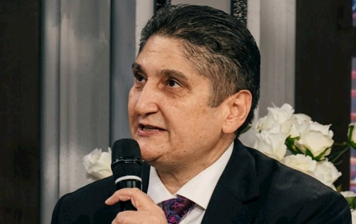 "Dedi ki, Bilal Əliyev gözləsin, səhnə sevgilimindir"