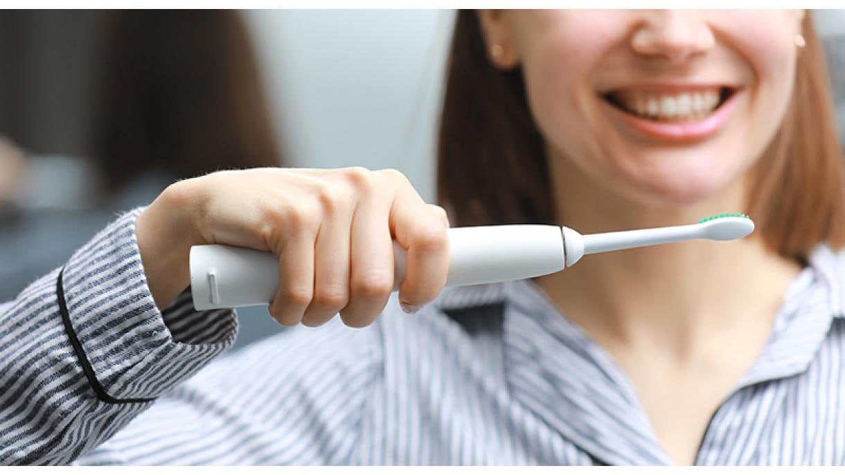 Dişlərinizi qorumaq istəyirsinizsə, belə fırçalayın