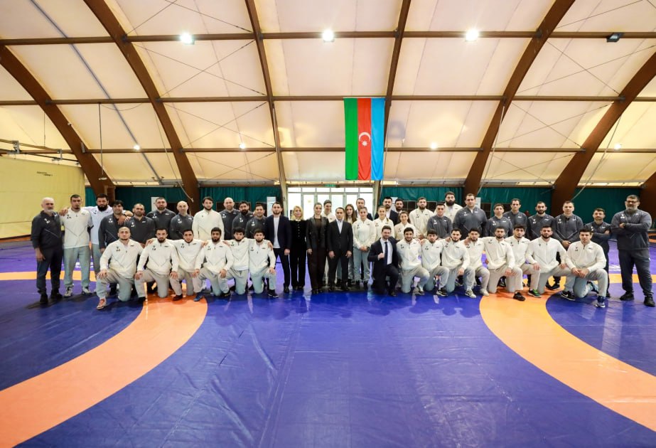 Güləşçilərimiz Avropa çempionatında mübarizəyə başlayır