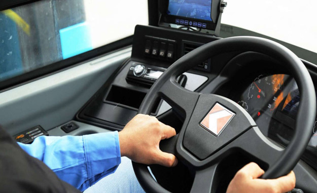 Bakıda avtobus sürücüsü sükan arxasında dünyasını dəyişdi