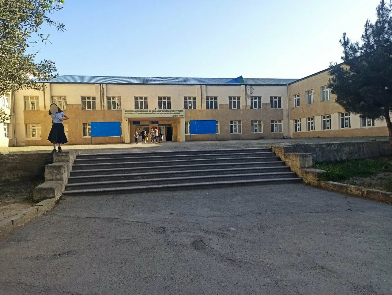 Yasamalda DƏHŞƏT &ndash; Şagird sinif yoldaşının üzərinə spirt töküb yandırdı