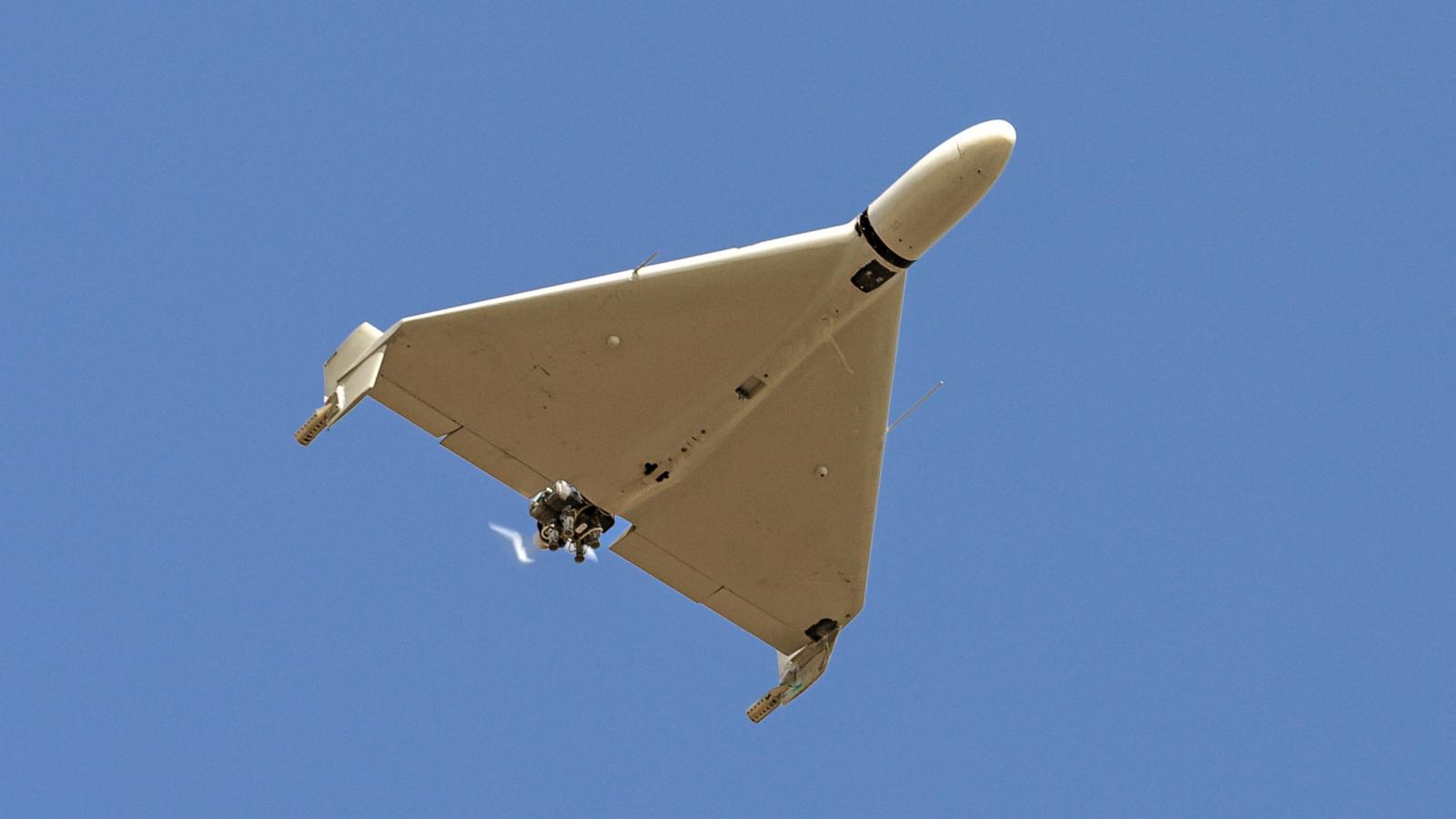 Dron Ukrayna müdafiə nazirinin müşavirinin evinə düşdü &ndash; ÖZÜ YARALANDI - FOTO