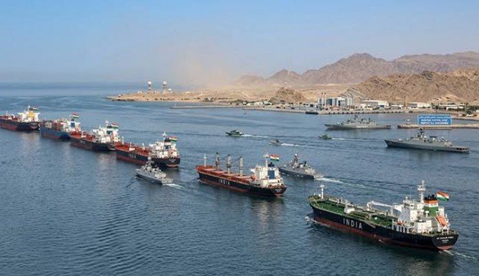 İran Rusiyaya SÖZ VERDİ: Hörmüzdəki gəmilərinə kömək edəcəyik!