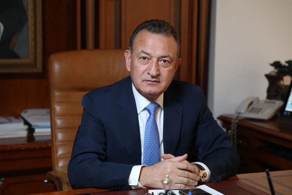 Azərbaycanda məşhur iş adamı villasına mebel alıb, amma pulunu ödəmir? - İDDİA - VİDEO