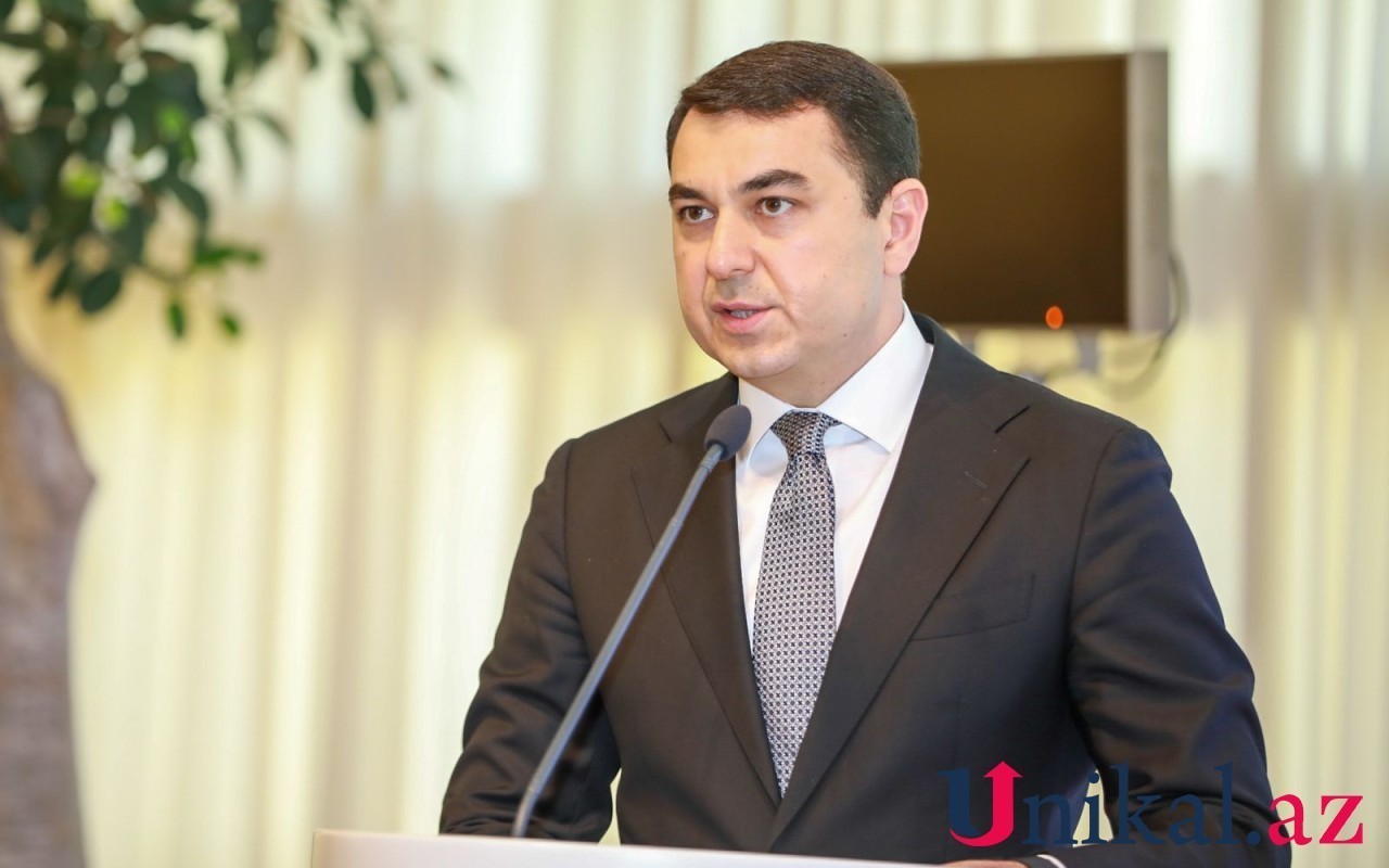 Nazir onu yenidən direktor müavini təyin etdi - FOTO