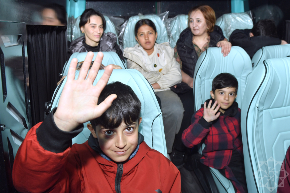 Onlar da doğma yurdlarına qayıdırlar &ndash; FOTO