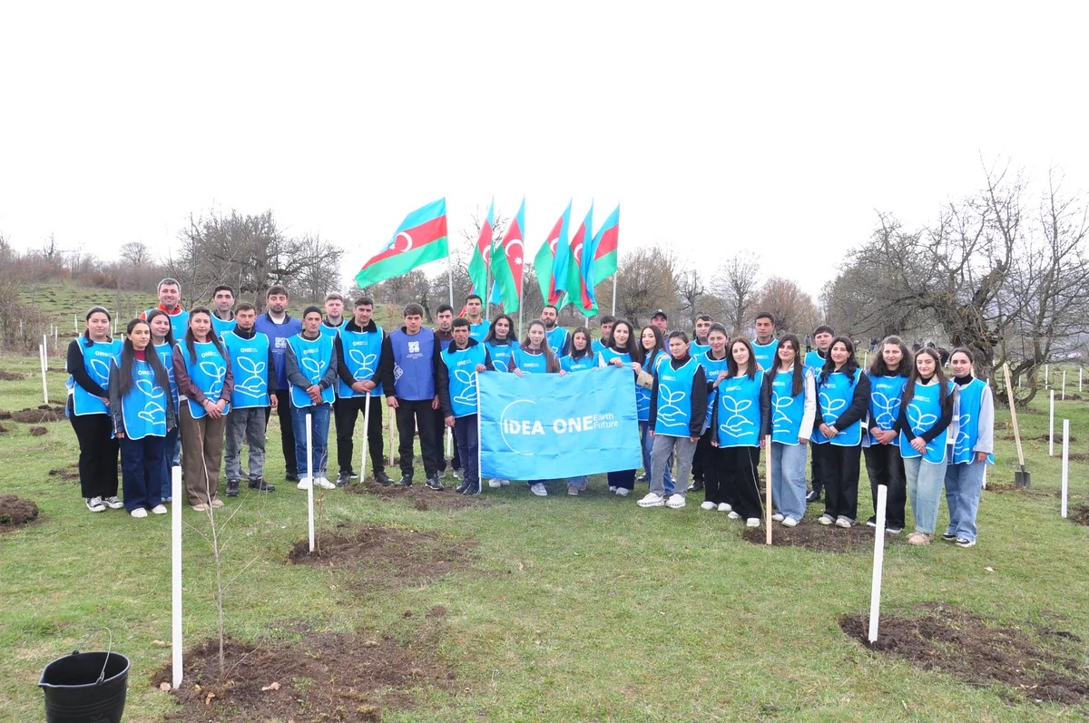 IDEA Gədəbəydə kütləvi ağacəkmə aksiyası təşkil etdi &ndash; FOTO