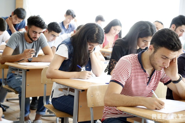 Aprelin 26-sı buraxılış imtahanında iştirak edəcək şagirdlərin DİQQƏTİNƏ!