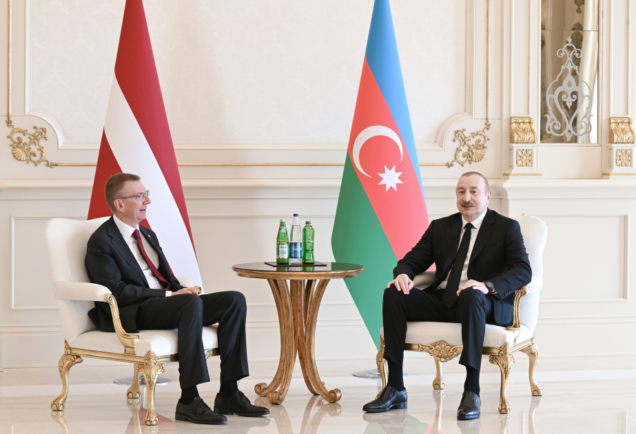 Prezidentdən latviyalı həmkarı ilə bağlı PAYLAŞIM - FOTO