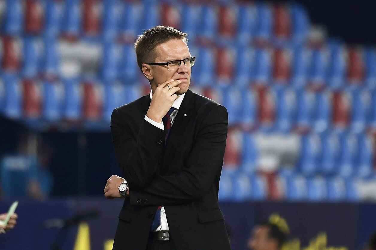 "Azərbaycandakı qədər hakimliyin müzakirə edildiyi ikinci ölkə görməmişəm..."