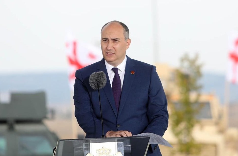 Gürcüstanın sabiq müdafiə naziri HƏBS EDİLDİ - 10 il müddətinə...