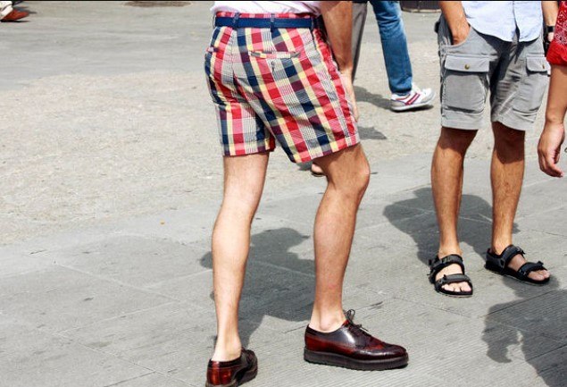 Tokioda məmurlara işə şortda gəlməyə icazə verildi