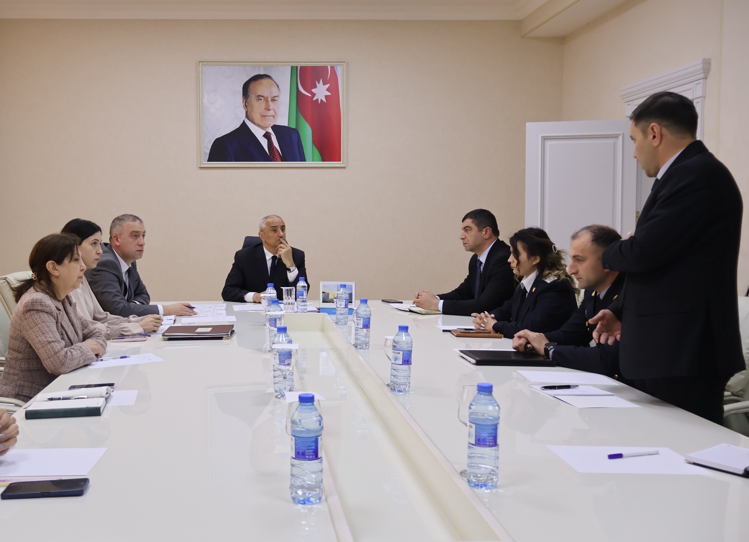 Qusarda İCLAS: İcra başçısı təhsildən yayınan uşaqların işlərinə baxdı - FOTO