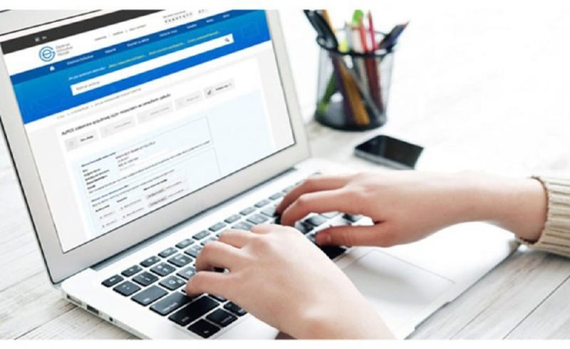 Vətəndaşların dövlət qurumlarına müraciətləri ilə YENİLİK