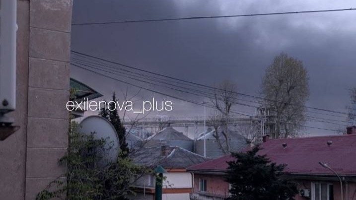 Ukrayna növbəti dəfə Tuapsedə neft emalı zavoduna zərbə endirdi: Rezervuarlar yanır &ndash; VİDEO