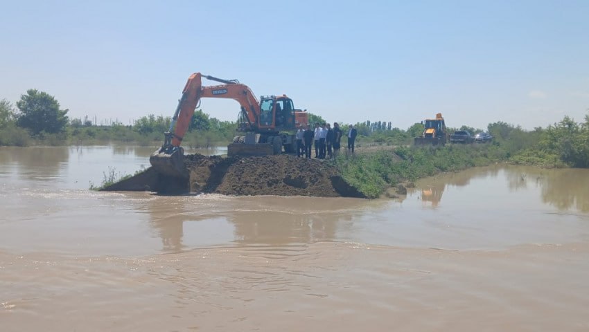 Beş rayonda çayların üzərində mühafizə bəndləri tikiləcək &ndash; SİYAHI