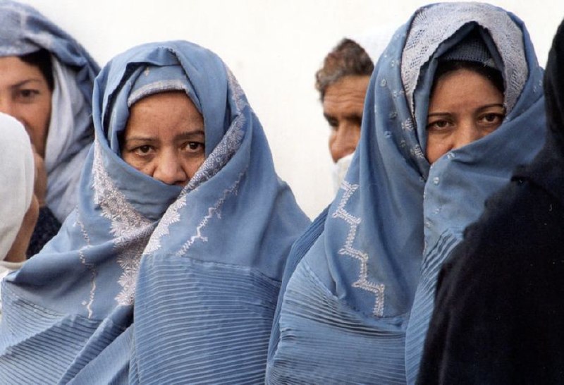 Əfqanıstanda qadın pedaqoqlar işdən çıxarılacaq