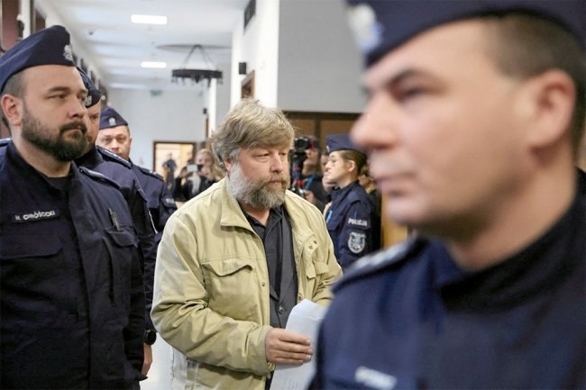 Polşa rusiyalı arxeoloqu Belarusla mübadilə çərçivəsində azad etdi - FOTO