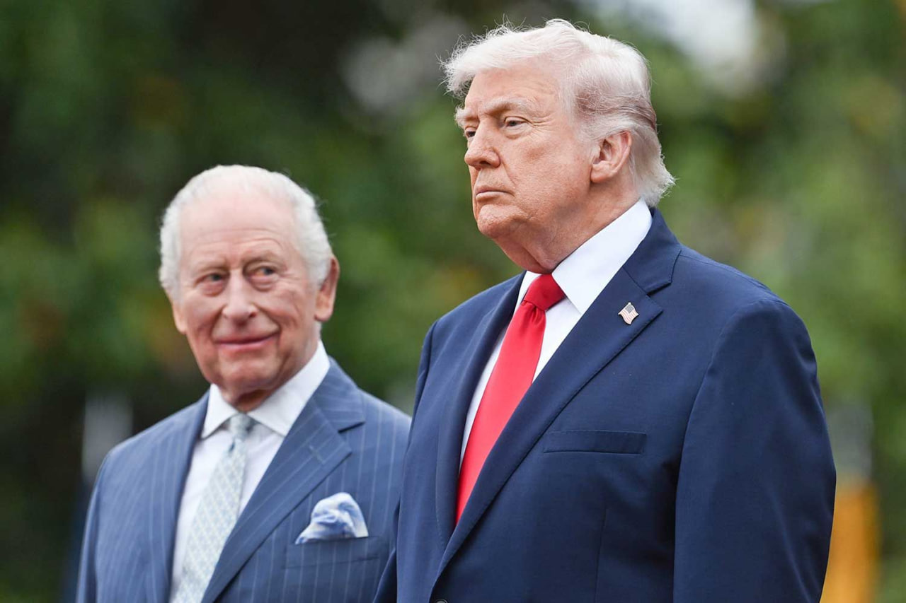 Tramp Britaniya Kralı ilə qohum imiş...