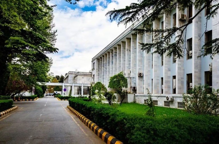 Əfqanıstanla Pakistan arasında daha bir GƏRGİNLİK