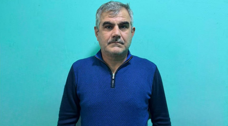 Elxan Abbasov vətəndaşların yarım milyonunu necə ələ KEÇİRİB?