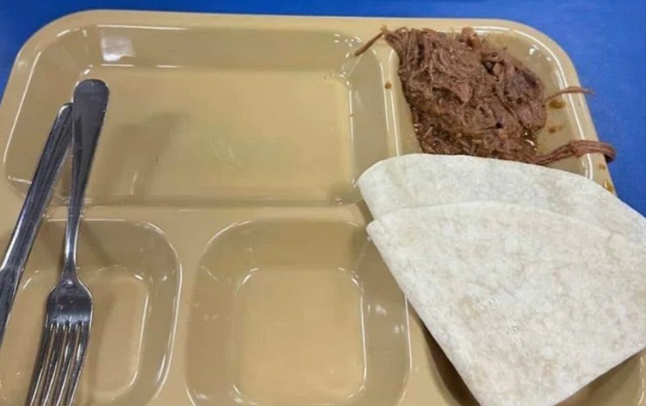 Həmin hərbçilərin yeməkləri müzakirə yaratdı - Fotolar