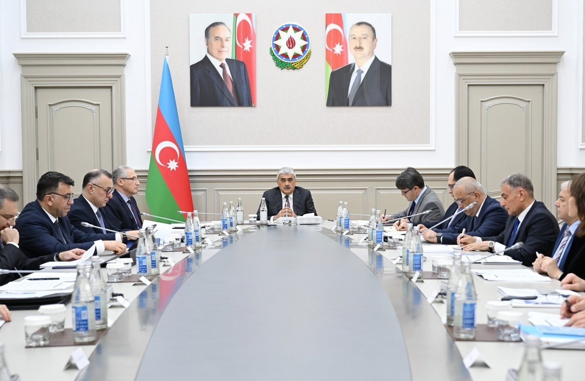 Samir Şərifov nazirlərlə mühüm iclas KEÇİRDİ