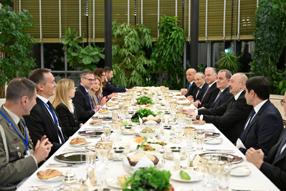 Prezidentin adından Ciorcia Meloninin şərəfinə şam yeməyi verildi - FOTO