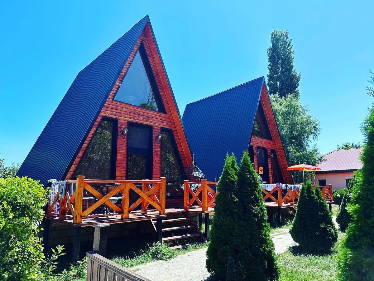 Azərbaycanda xarici turistlərin əksəriyyəti evlərdə qalıb - TƏHLİL