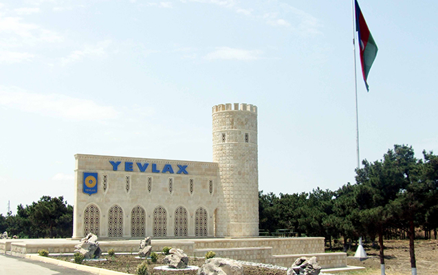Yevlaxda məktəblini maşın vuraraq öldürdü - ÖZƏL