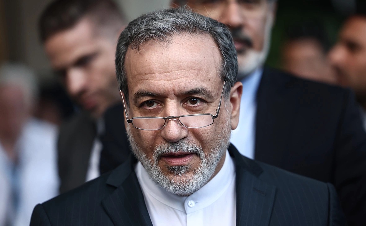 Abbas Əraqçı Əli Xameneiyə sui-qəsddə İTTİHAM EDİLİR