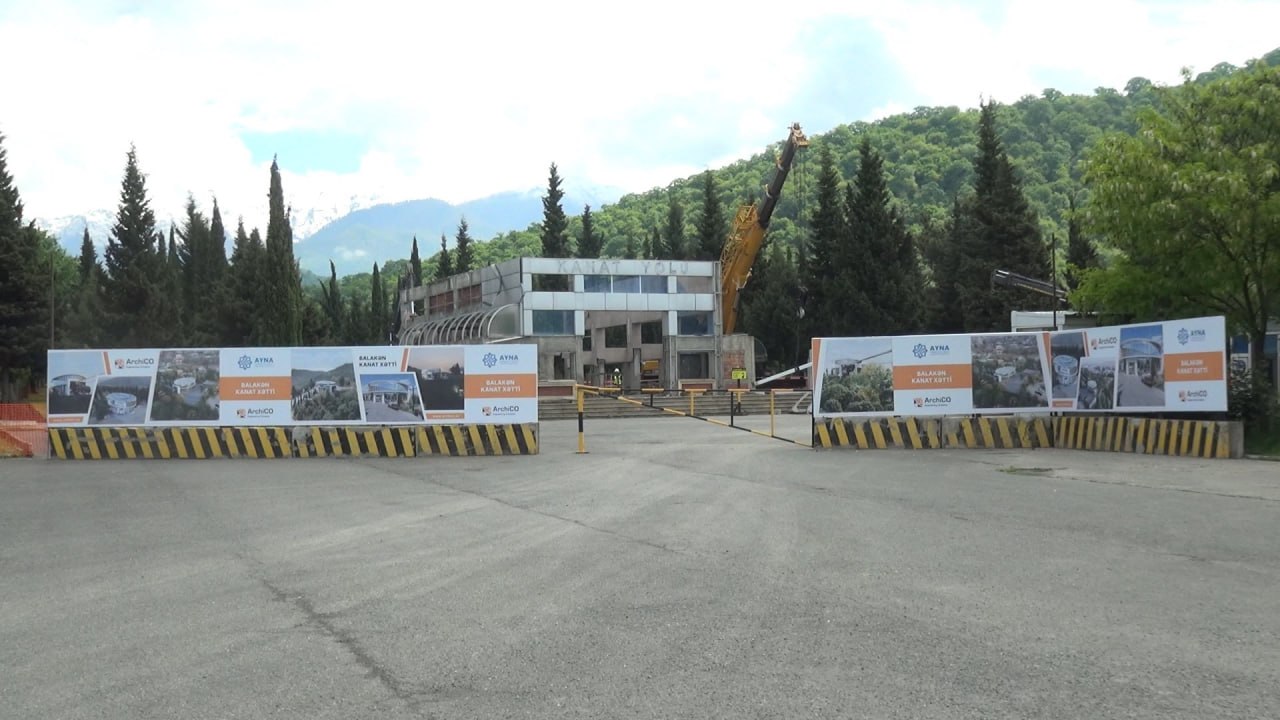 Balakəndəki ilk kanat yolu yenidən qurulur - FOTO