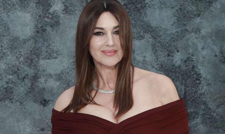 Monika Belluççi ev axtarır - FOTO