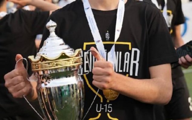 U-15 Liqasında Çempion mükafatlandırıldı -FOTO
