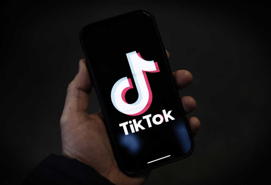 "TikTok"da söyüş söyən 3 dost HƏBS OLUNDU