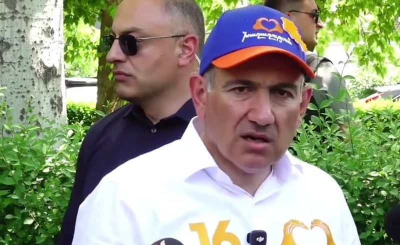 Paşinyan Ermənistan və Ukraynanın müqayisəsini qeyri-etik adlandırdı