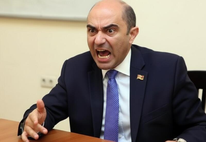 Edmond Marukyan tamamilə ağlını itirib