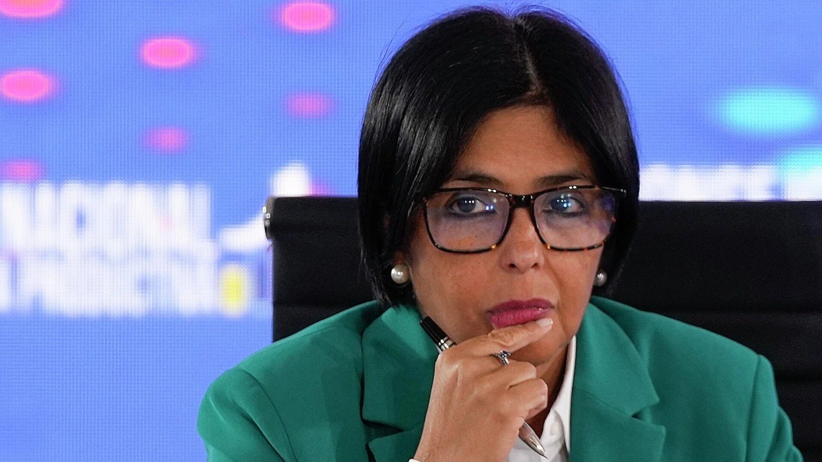 Delsi Rodriqes: "Venesuela ABŞ-ın 51-ci ştatı olmayacaq" Delsi Rodriqes: "Venesuela ABŞ-ın 51-ci ştatı olmayacaq"