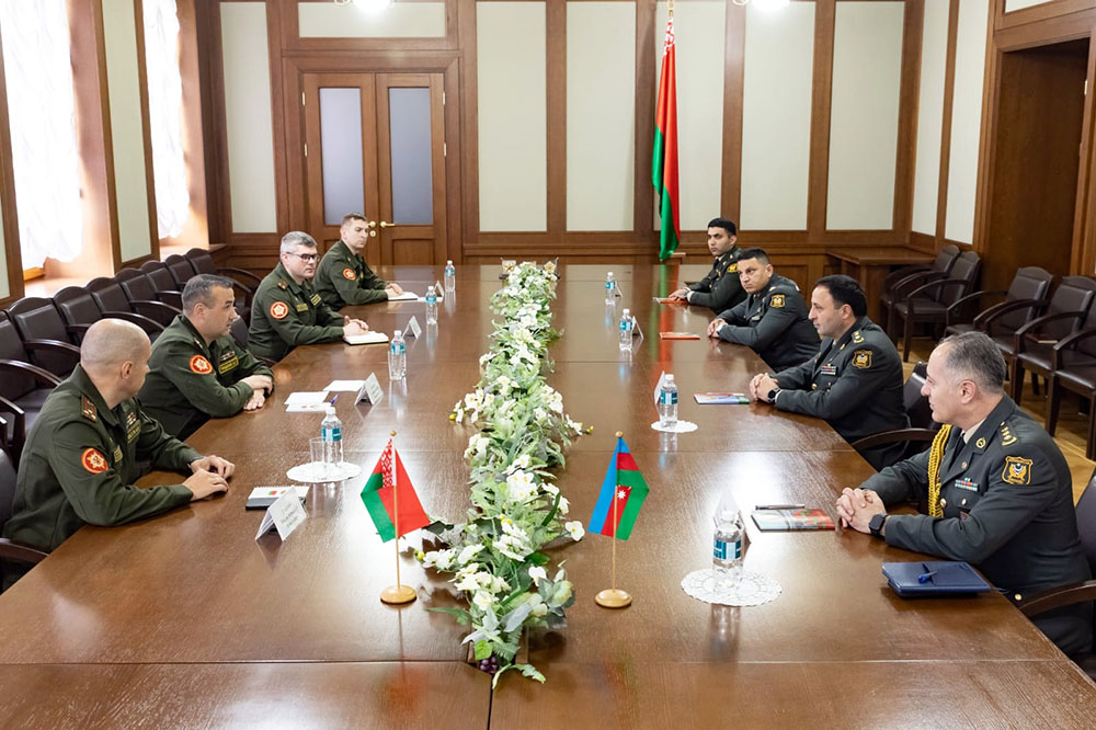 Minskdə hərbi informasiya sahəsində Azərbaycan-Belarus görüşü keçirilib - FOTO
