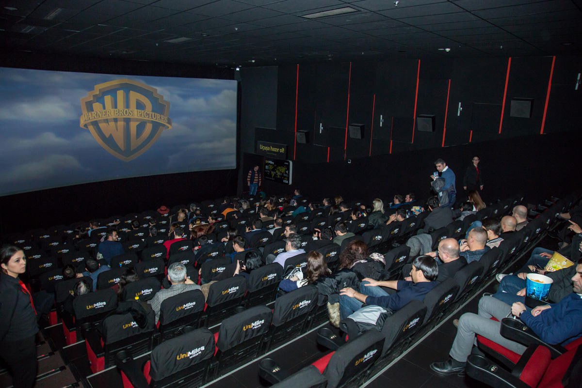 Kinoteatrlarda xarici filmlər niyə Azərbaycan dilində nümayiş olunmur? &ndash; RƏSMİ AÇIQLANMA
