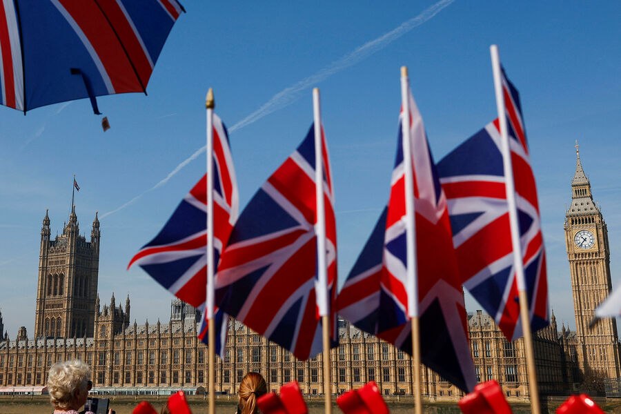 Londonda Starmer əleyhinə etiraz aksiyasında 11 nəfər saxlanılıb