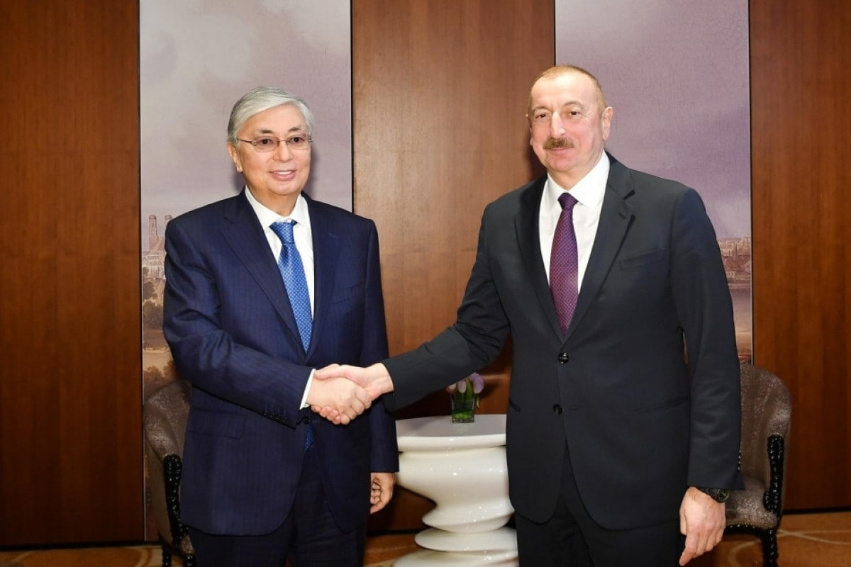 İlham Əliyevdən Tokayevə ad günü TƏBRİKİ