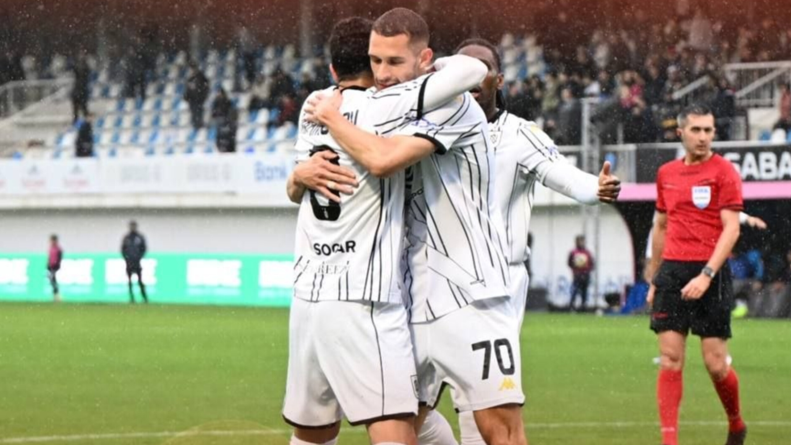 &ldquo;Sabah&rdquo;a qalib gələn &ldquo;Neftçi&rdquo; Konfrans Liqasına vəsiqə qazandı - FOTO/VİDEO