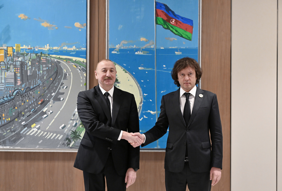İlham Əliyev Gürcüstanın Baş naziri ilə görüşdü &ndash; FOTO