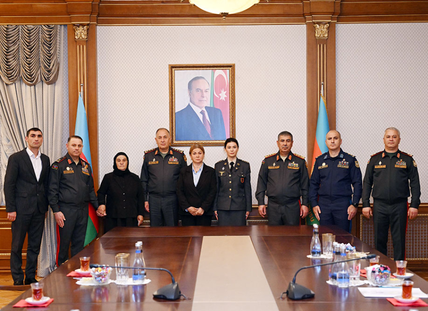Milli Qəhrəman Pəncəli Teymurovun medalı ailəsinə TƏQDİM OLUNDU - FOTO