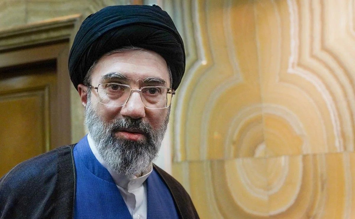 Seçildiyi gündən bəri görünməyən Xameneinin son vəziyyəti AÇIQLANDI
